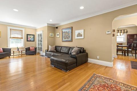 40 Cedar St, Marblehead, MA 01945 photo 6