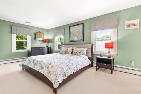 40 Cedar St, Marblehead, MA 01945 photo 18