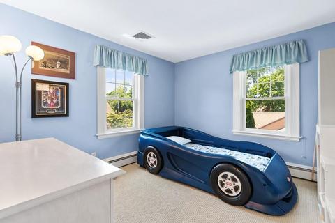 40 Cedar St, Marblehead, MA 01945 photo 21