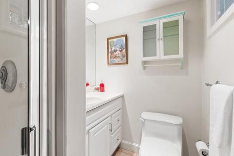 40 Cedar St, Marblehead, MA 01945 photo 28