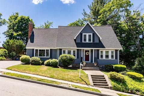 3 Lawrence Rd, Reading, MA 01867 photo 2