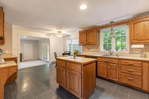 136 Olde Forge Rd, Hanover, MA 02339 photo 5