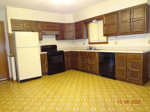778 Grattan St, Chicopee, MA 01020 photo 8