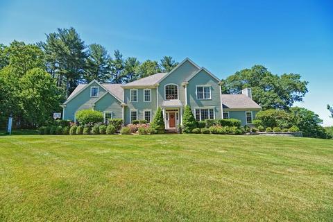 7 Lyons St, Franklin, MA 02038 photo 2