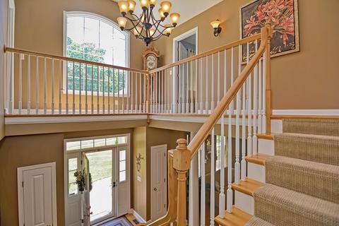 7 Lyons St, Franklin, MA 02038 photo 26
