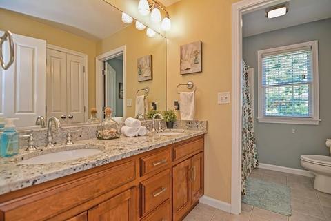 7 Lyons St, Franklin, MA 02038 photo 33