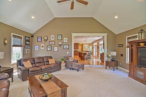 7 Lyons St, Franklin, MA 02038 photo 15