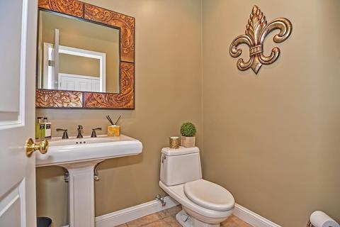 7 Lyons St, Franklin, MA 02038 photo 11