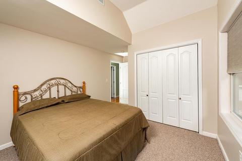 4 Fair Acres Ave, Raynham, MA 02767 photo 15