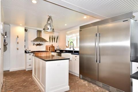 356 Williston Rd, Bourne, MA 02562 photo 7