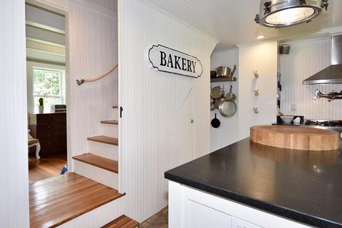 356 Williston Rd, Bourne, MA 02562 photo 10