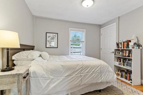 14 Cross St, Reading, MA 01867 photo 17