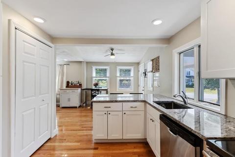 14 Cross St, Reading, MA 01867 photo 15