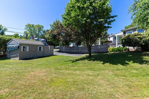 14 Cross St, Reading, MA 01867 photo 3