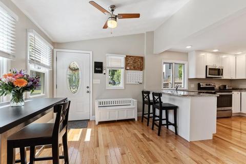 14 Cross St, Reading, MA 01867 photo 10