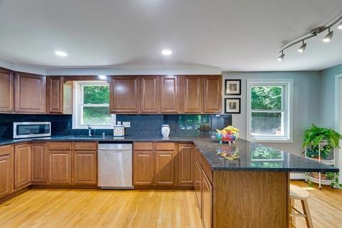 141 School St, Acton, MA 01720 photo 3