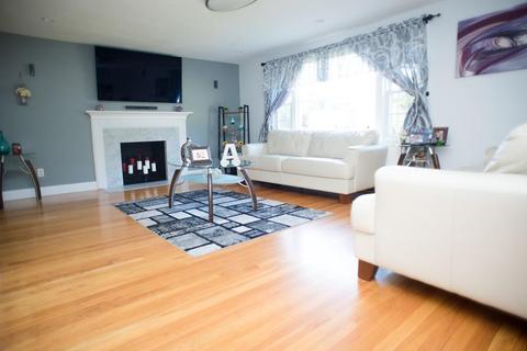 53 Crest Rd, Framingham, MA 01702 photo 4