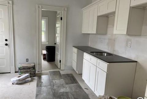 34 Amherst St, Springfield, MA 01109 photo 3