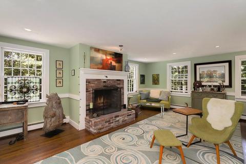 17 Rolling Ln, Dover, MA 02030 photo 4