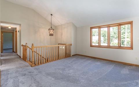 33 Chickering Rd, Raynham, MA 02767 photo 6