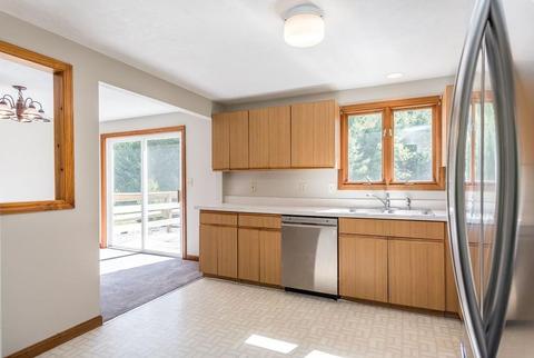 33 Chickering Rd, Raynham, MA 02767 photo 13