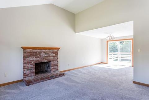 33 Chickering Rd, Raynham, MA 02767 photo 9