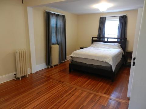 44 Howes St, Springfield, MA 01118 photo 10