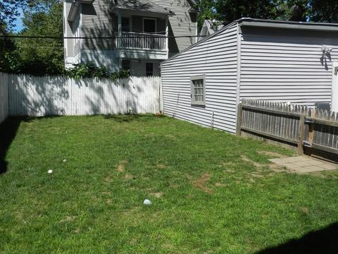 44 Howes St, Springfield, MA 01118 photo 18
