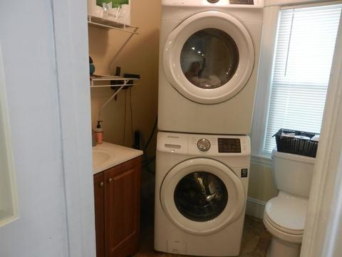 44 Howes St, Springfield, MA 01118 photo 9