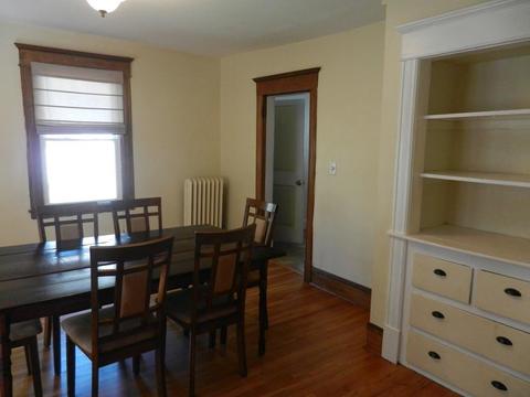 44 Howes St, Springfield, MA 01118 photo 5