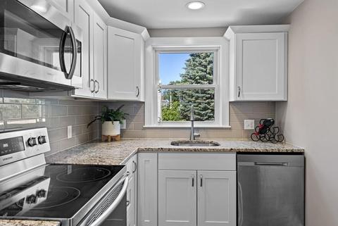 11 Putnam St #2, Danvers, MA 01923 photo 5