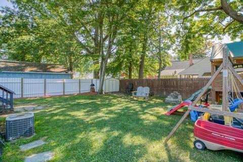 146 Powell Ave, Springfield, MA 01118 photo 16