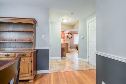 146 Powell Ave, Springfield, MA 01118 photo 12