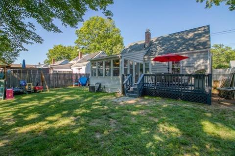 146 Powell Ave, Springfield, MA 01118 photo 17