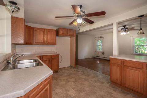 3 West St, Easthampton, MA 01027 photo 22