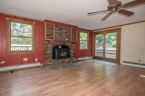 3 West St, Easthampton, MA 01027 photo 10