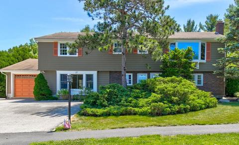 27 Mohawk St, Danvers, MA 01923 photo 1