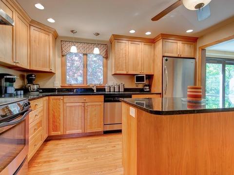 27 Mohawk St, Danvers, MA 01923 photo 12