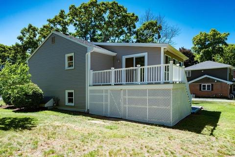 10 Windsor Dr, Hingham, MA 02043 photo 16