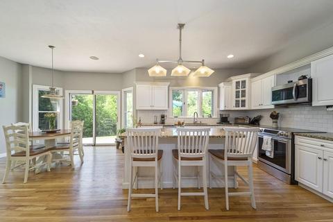 7 Goss Pond Rd, Upton, MA 01568 photo 14