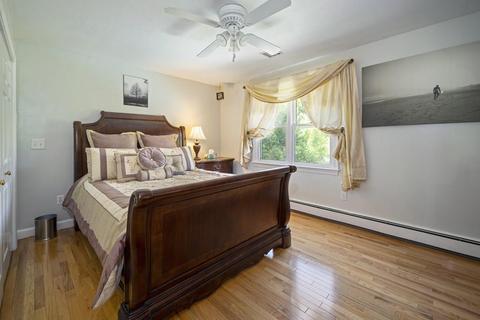 7 Goss Pond Rd, Upton, MA 01568 photo 24