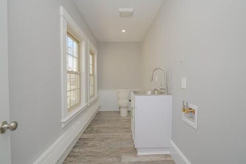 18 Millett St, Gloucester, MA 01930 photo 5