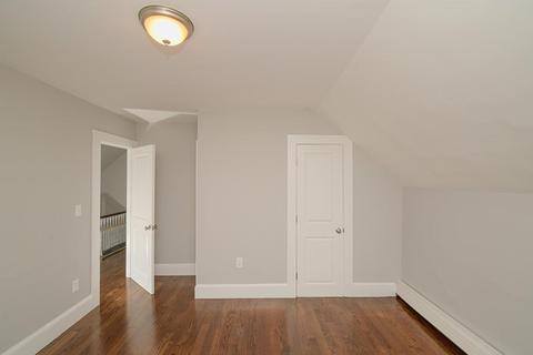18 Millett St, Gloucester, MA 01930 photo 14