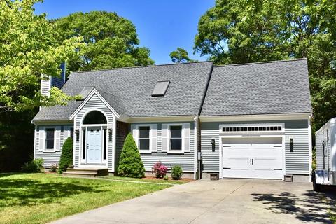 14 Starboard Dr, Mashpee, MA 02649 photo 2