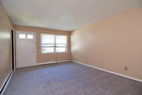27 Martin St, Springfield, MA 01108 photo 12