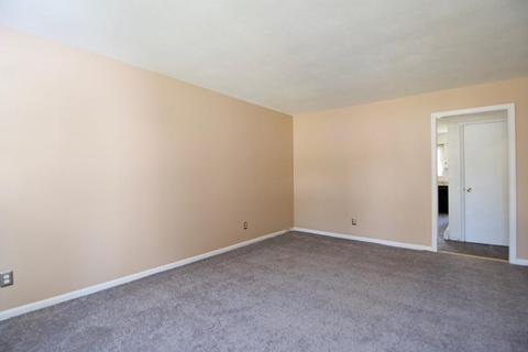 27 Martin St, Springfield, MA 01108 photo 15