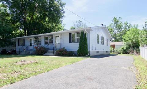 27 Martin St, Springfield, MA 01108 photo 3