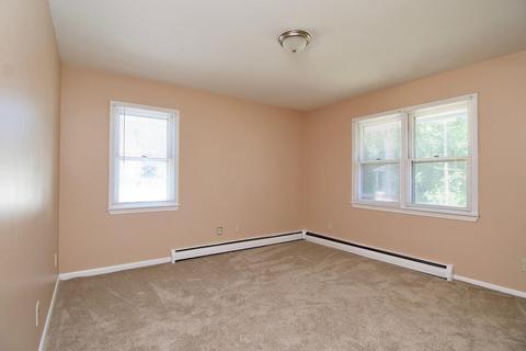 27 Martin St, Springfield, MA 01108 photo 17