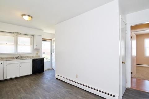 27 Martin St, Springfield, MA 01108 photo 10