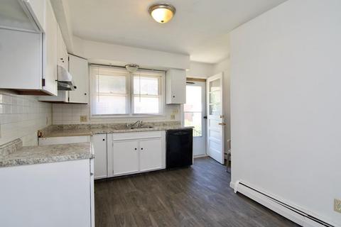 27 Martin St, Springfield, MA 01108 photo 7